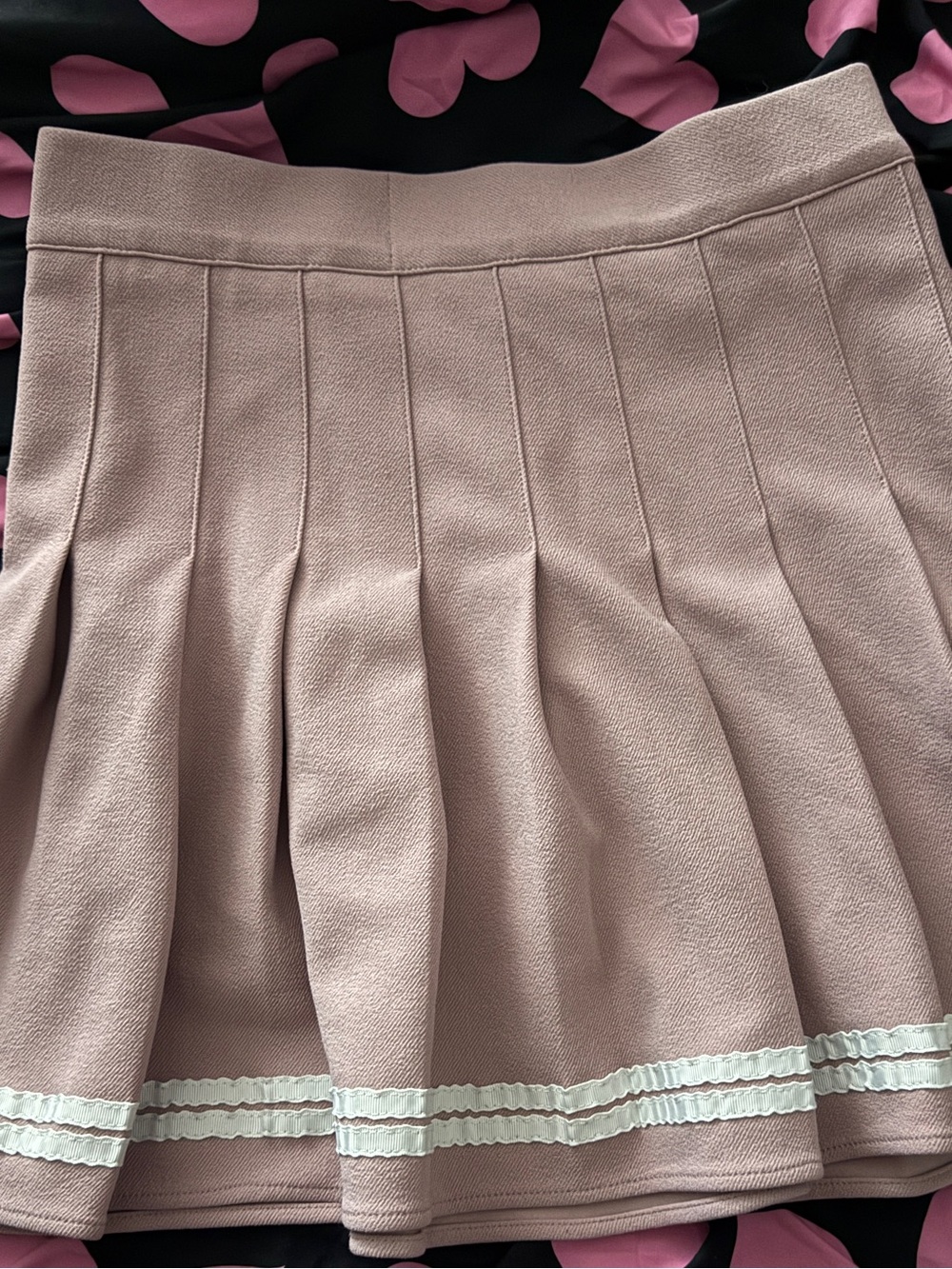 Pleated A-Line Mini Skirt in Dusty Rose with Trim medium